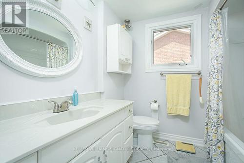 1531 Stancombe Crescent, Mississauga, ON - Indoor Photo Showing Bathroom