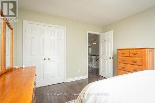 1531 Stancombe Crescent, Mississauga, ON - Indoor Photo Showing Bedroom