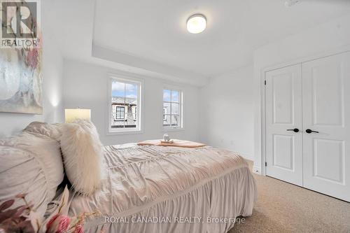 29 - 20 Lunar Crescent, Mississauga, ON - Indoor Photo Showing Bedroom