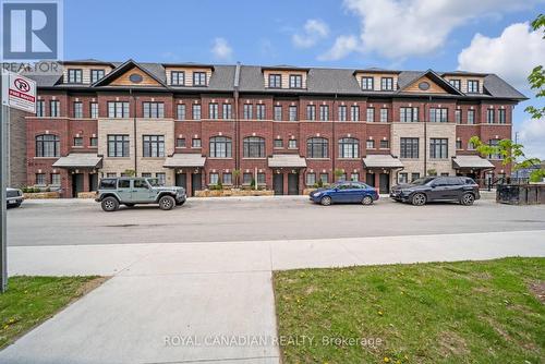29 - 20 Lunar Crescent, Mississauga, ON - Outdoor With Facade