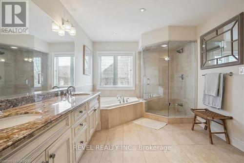 4666 Mcleod Road, Burlington, ON - Indoor Photo Showing Bathroom