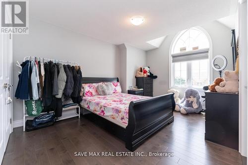 124 Drexler Avenue, Guelph/Eramosa, ON - Indoor Photo Showing Bedroom