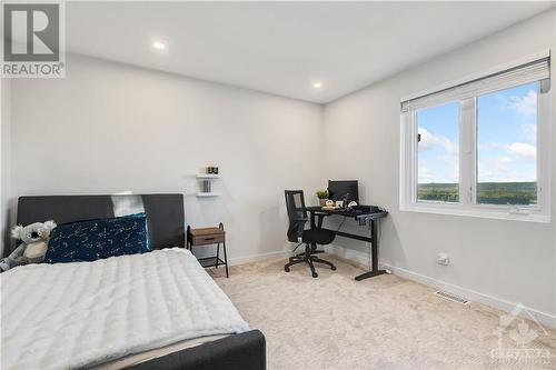 995 Fieldown Street, Ottawa, ON - Indoor Photo Showing Bedroom