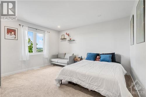 995 Fieldown Street, Ottawa, ON - Indoor Photo Showing Bedroom