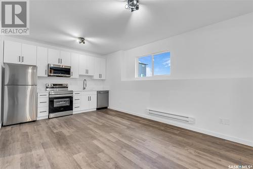 534 Taskamanwa Street, Saskatoon, SK - Indoor Photo Showing Kitchen With Stainless Steel Kitchen