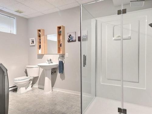 Salle de bains - 745 Rue Wilfrid-Pelletier, Boucherville, QC - Indoor Photo Showing Bathroom