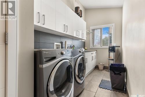 120 Clare Way, Buena Vista, SK - Indoor Photo Showing Laundry Room