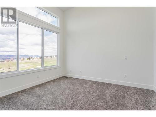 1408 Tower Ranch Drive, Kelowna, BC - Indoor Photo Showing Other Room