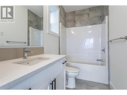 1408 Tower Ranch Drive, Kelowna, BC - Indoor Photo Showing Bathroom