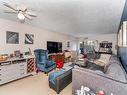 110-330 Brae Rd, Duncan, BC  - Indoor Photo Showing Living Room 