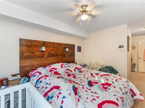 110-330 Brae Rd, Duncan, BC - Indoor Photo Showing Bedroom