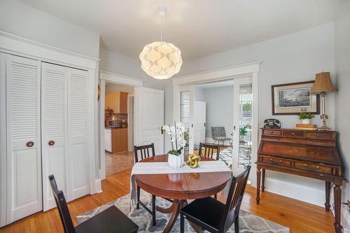 151 Orkney Street E, Caledonia, ON - Indoor Photo Showing Dining Room
