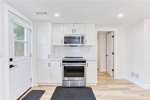 12 Napier Street, St. Catharines, ON - Indoor Photo Showing Kitchen