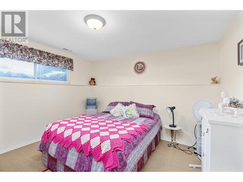 605 Girard Road, Kelowna, BC - Indoor Photo Showing Bedroom
