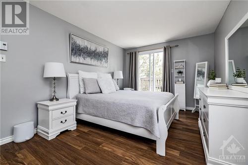 616 Tanguay Court, Ottawa, ON - Indoor Photo Showing Bedroom