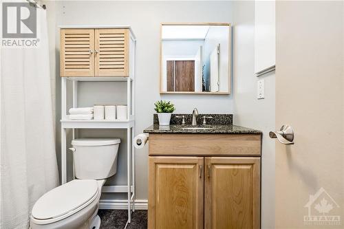 616 Tanguay Court, Ottawa, ON - Indoor Photo Showing Bathroom