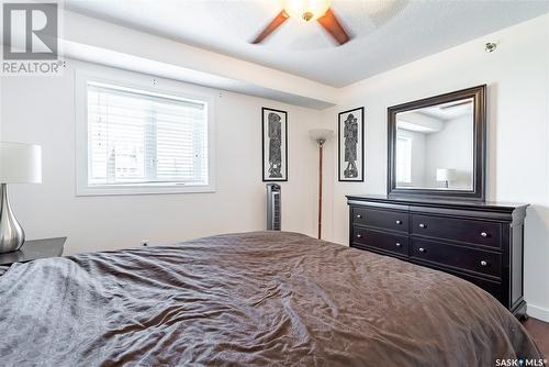 1004 405 5Th Avenue N, Saskatoon, SK - Indoor Photo Showing Bedroom