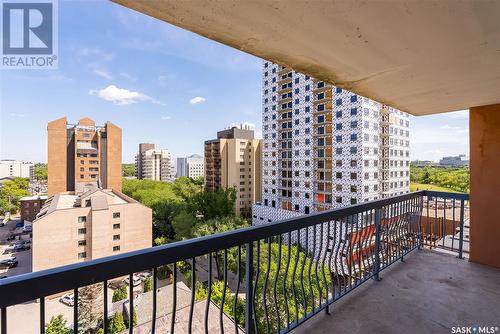 1004 405 5Th Avenue N, Saskatoon, SK - Outdoor With Balcony