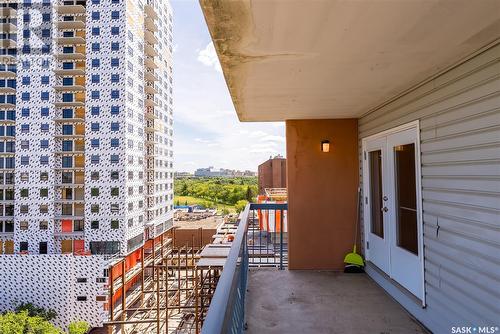 1004 405 5Th Avenue N, Saskatoon, SK - Outdoor With Balcony