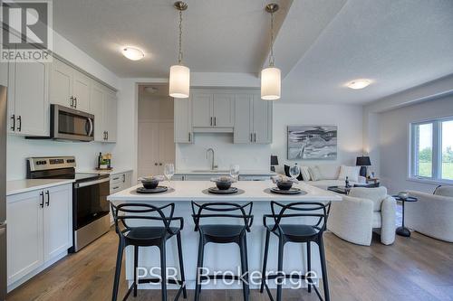 Lot 20 47 Queensbrook Crescent, Cambridge, ON - Indoor Photo Showing Kitchen