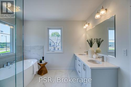 Lot 20 47 Queensbrook Crescent, Cambridge, ON - Indoor Photo Showing Bathroom