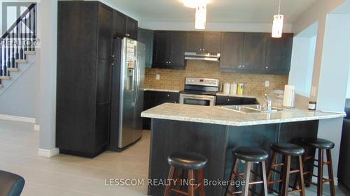 1815 Brown Drive, London, ON - Indoor Photo Showing Kitchen With Double Sink