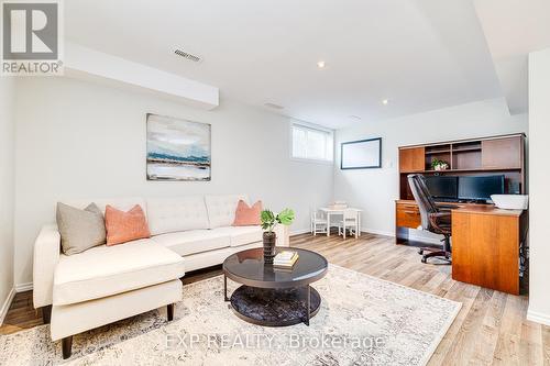 58 Meadowridge Street, Kitchener, ON - Indoor Photo Showing Living Room