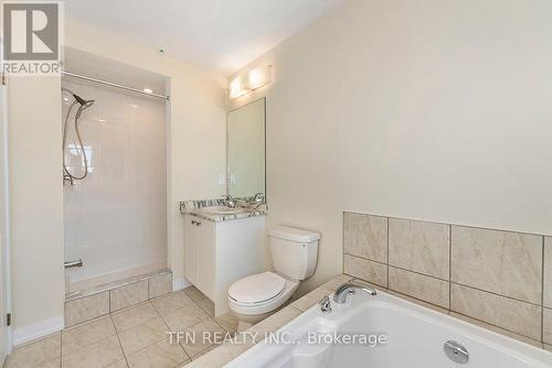 34 Lilac Circle, Haldimand, ON - Indoor Photo Showing Bathroom