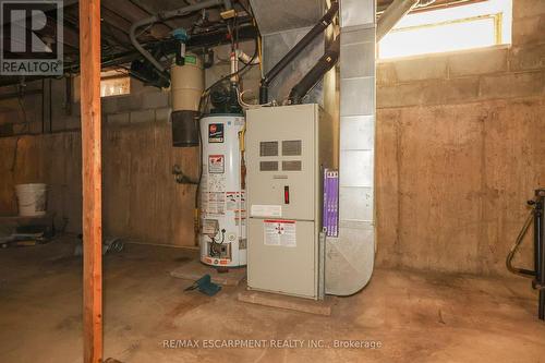 2757 Barron Road, Thorold, ON - Indoor Photo Showing Basement