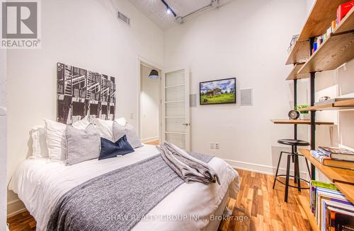 325 - 112 Benton Street, Kitchener, ON - Indoor Photo Showing Bedroom