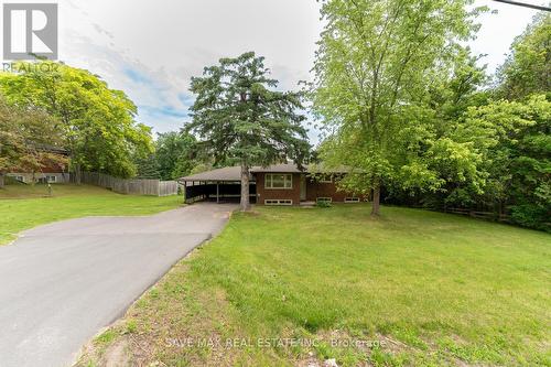 3220 Lakefield Road, Smith-Ennismore-Lakefield (Lakefield), ON - Outdoor