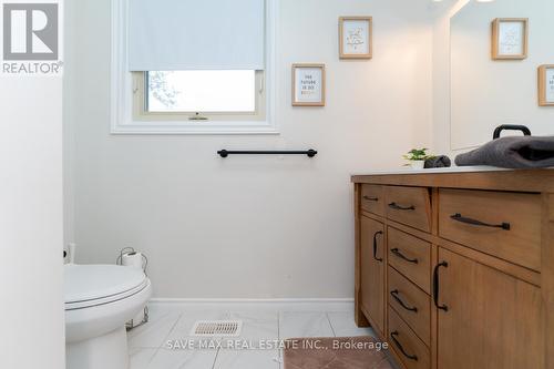 3220 Lakefield Road, Smith-Ennismore-Lakefield (Lakefield), ON - Indoor Photo Showing Bathroom