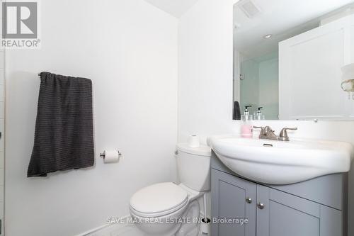 3220 Lakefield Road, Smith-Ennismore-Lakefield (Lakefield), ON - Indoor Photo Showing Bathroom