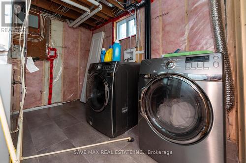 3220 Lakefield Road, Smith-Ennismore-Lakefield (Lakefield), ON - Indoor Photo Showing Laundry Room