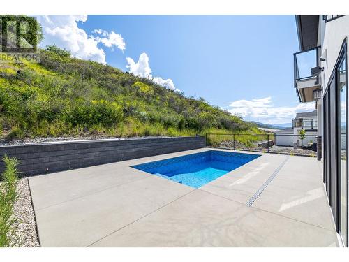 411 Vision Court, Kelowna, BC - Outdoor With In Ground Pool