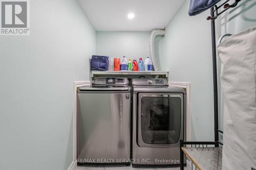 66 Amboise Crescent, Brampton, ON - Indoor Photo Showing Laundry Room