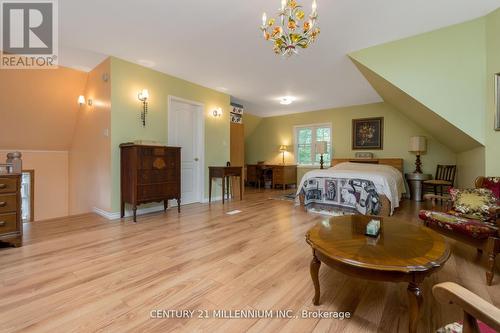 11 Old Pavillion Road, Caledon, ON - Indoor