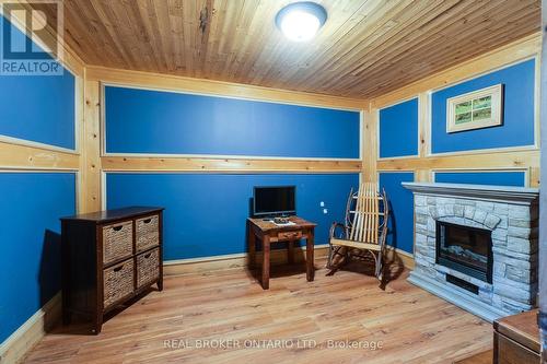 7718 22 Sideroad, Halton Hills, ON - Indoor With Fireplace