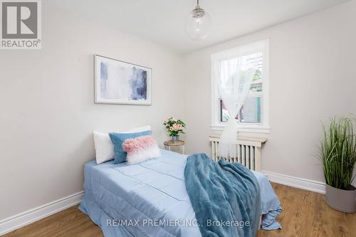 71 Miranda Avenue, Toronto, ON - Indoor Photo Showing Bedroom