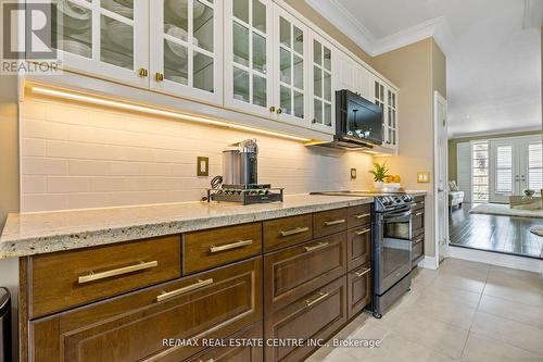 42 Ypres Road, Toronto, ON - Indoor Photo Showing Kitchen With Upgraded Kitchen