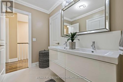 42 Ypres Road, Toronto (Keelesdale-Eglinton West), ON - Indoor Photo Showing Bathroom