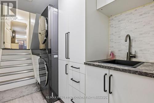 42 Ypres Road, Toronto (Keelesdale-Eglinton West), ON - Indoor Photo Showing Kitchen