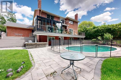 14 Wadsworth Circle, Brampton, ON - Outdoor With In Ground Pool