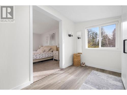 3585 Elk Road Unit# 8, West Kelowna, BC - Indoor Photo Showing Bedroom