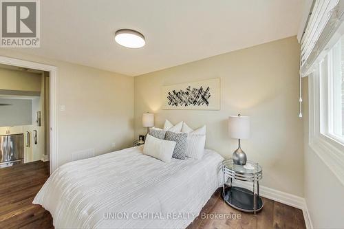 3237 Chokecherry Crescent, Mississauga, ON - Indoor Photo Showing Bedroom