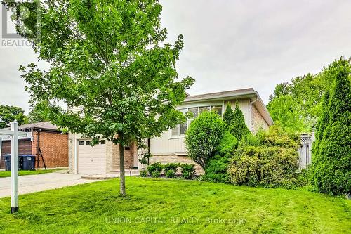 3237 Chokecherry Crescent, Mississauga, ON - Outdoor