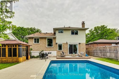 3237 Chokecherry Crescent, Mississauga, ON - Outdoor With In Ground Pool With Deck Patio Veranda