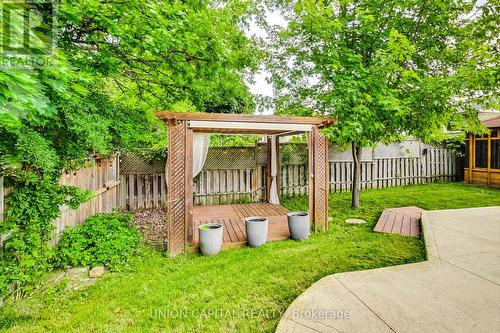 3237 Chokecherry Crescent, Mississauga, ON - Outdoor