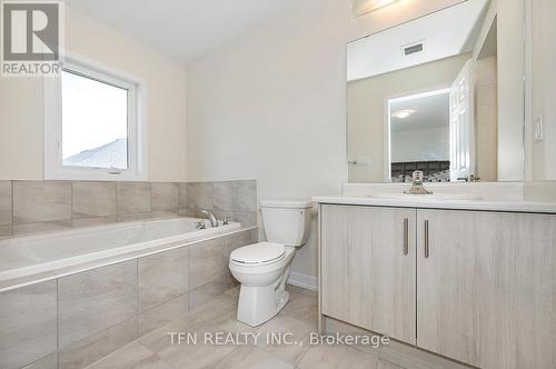 6 Daisy Lane, Thorold, ON - Indoor Photo Showing Bathroom