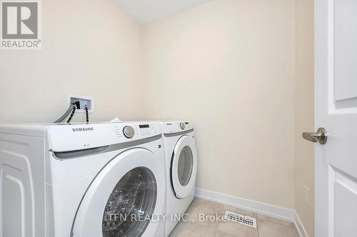 6 Daisy Lane, Thorold, ON - Indoor Photo Showing Laundry Room